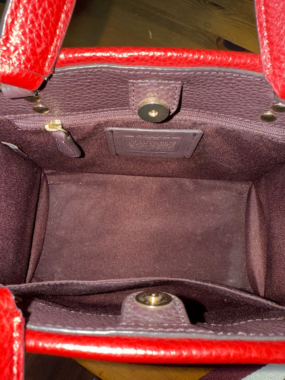 Ruby Red Coach DEMPSEY TOTE 22 w/ Coach Patch & Heart Charm ♥️ - Picture 5 of 8